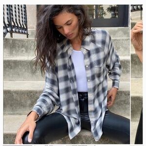 Aritzia Wilfred Free Boyfriend Button-Up Shirt SZ XS